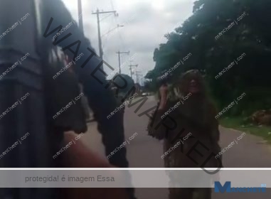 Criminosos ostentam forte armamento no Parque Santa Rosa, em Campos
