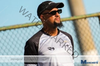 Felipe Melo afirma que Americano tem conversas com a Umbro para ser patrocinadora do clube campista
