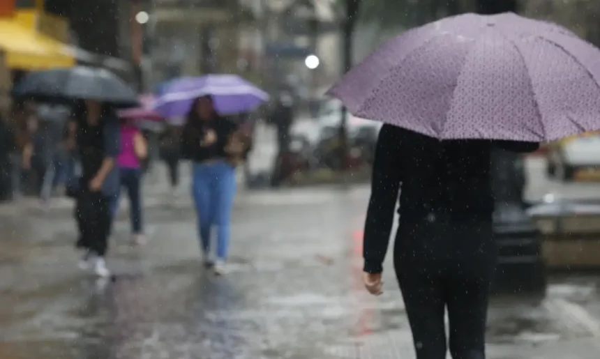 Frente fria chega, e temperaturas no estado devem permanecer baixas durante o fim de semana