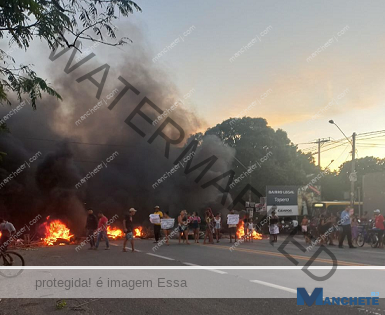 Manifestação na Tapera bloqueia BR-101 e causa transtornos no trânsito em Campos