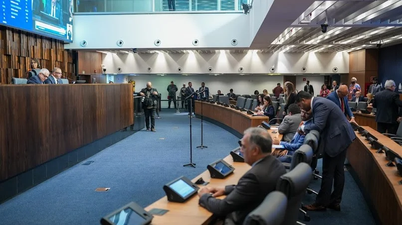 Alerj cria comissão para analisar propostas da população