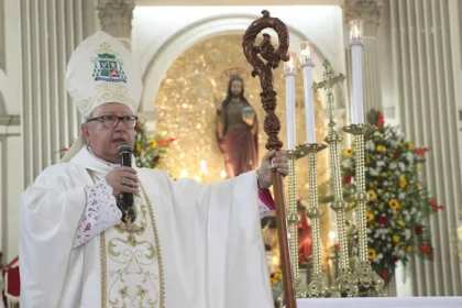 Bispo Dom Roberto Ferrería passa por cirurgia após diagnóstico de câncer de próstata