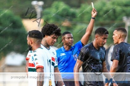 Árbitro que teria feito gestos obscenos para a torcida do Americano e debochado da diretoria é afastado pela Ferj