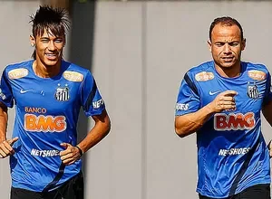 Santos inaugura nova área do CT e batiza com nome de ex-jogador campista