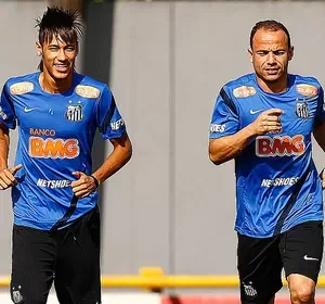 Santos inaugura nova área do CT e batiza com nome de ex-jogador campista