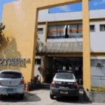 Polícia Civil prende homem acusado por agredir esposa e filha em Macaé