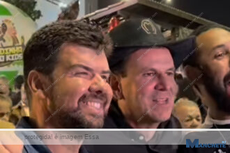 Prefeito de Macaé ignora apoio de Cláudio Castro e se humilha para agradar Eduardo Paes