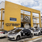 Homem que assassinou companheira com golpes de machado é preso em Macaé
