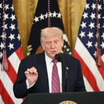 Donald Trump assina decreto que oficializa tarifa de 50% sobre os produtos brasileiros, mas com excessões