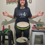 Construção de instrumentos musicais a partir de materiais recicláveis em oficina na Villa Maria