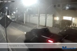 Família de motociclista gravemente ferido em Campos busca localizar motorista que teria fugido após acidente