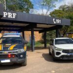 Carro roubado no Rio é recuperado pela PRF na BR-101, em Campos