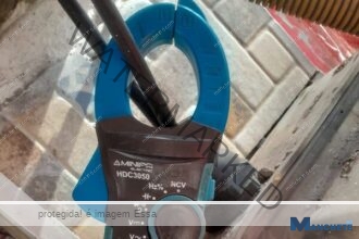 Operação da ENEL em Campos remove ‘gatos’ de energia em comércios e residências
