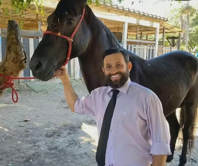 Deputado do RJ usa carros pagos com verba pública em fazenda particular