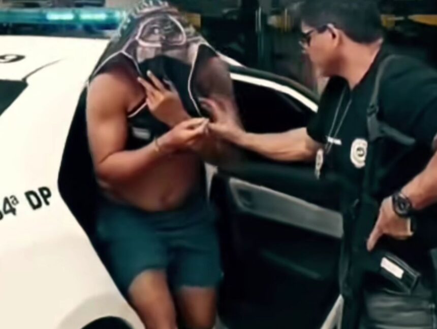 Homem é preso com três celulares roubados em Campos