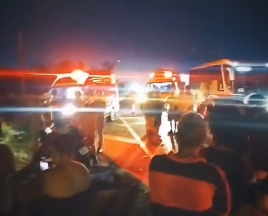 Grave acidente em Campos deixa motociclista morto e outros dois feridos na BR-101