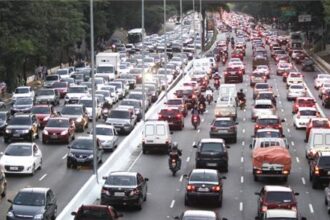 Licenciamento anual de veículos termina domingo, alerta Detran RJ