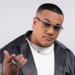 Sucesso do pagode, Vitinho se apresenta na Praça São Salvador nesta terça-feira