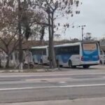 Três ônibus do transporte público de Campos são retirados de circulação por estarem com o licenciamento anual vencido