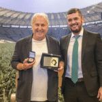 Zico sugere a Bacellar criação de um Museu do Futebol do estado do Rio
