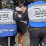Mulher com cinco passagens pela polícia e que havia sido solta na semana passada é presa após furtar produtos em uma farmácia em Campos