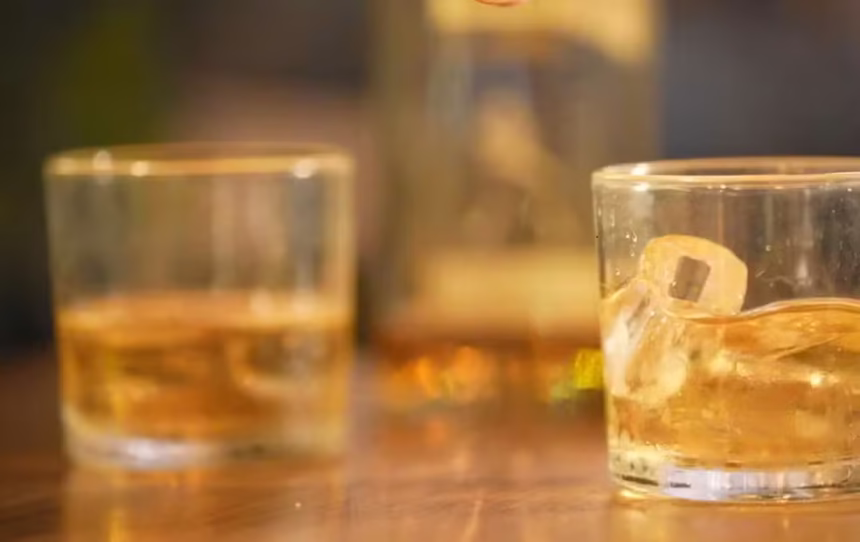 RJ investiga caso suspeito de intoxicação por metanol em São Pedro da Aldeia RJ investiga caso suspeito de intoxicação por metanol em São Pedro da Aldeia