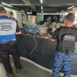 Trio é preso em flagrante após roubar fios de residência em Campos