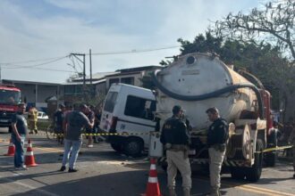 Motorista de caminhão envolvido em grave acidente com van é indiciado por homicídio culposo