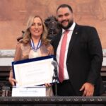 Prefeita de SFI, Yara Cinthia, recebe maior honraria concedida pelo Estado