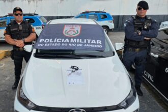 Homem é preso após ser encontrado com carro roubado em Campos