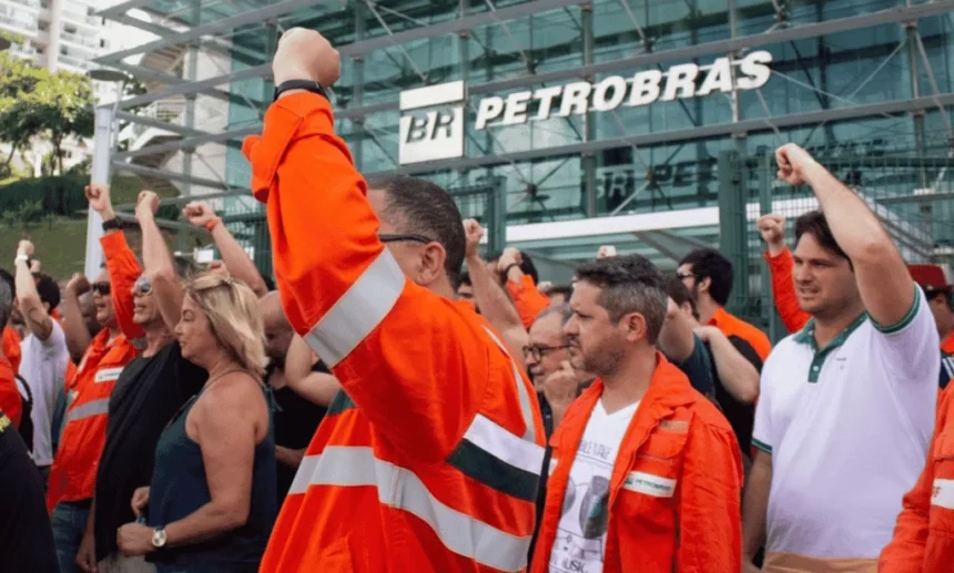 Petroleiros iniciam greve nacional nesta segunda-feira Petroleiros iniciam greve nacional nesta segunda-feira