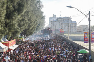 Felipe Araújo, Marvvila e Dudu Nobre estão entre as atrações do verão em Farol