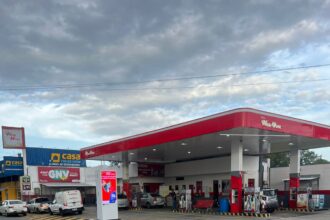 Posto Web Max inaugura GNV e distribui 10 m³ para os 100 primeiros carros