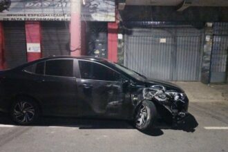 GCM recupera carro furtado no Centro de Campos