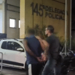 Dupla acusada de matar homem espancado em SJB é presa