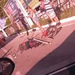 Colisão entre moto e caminhão deixa homem em estado grave na BR-356