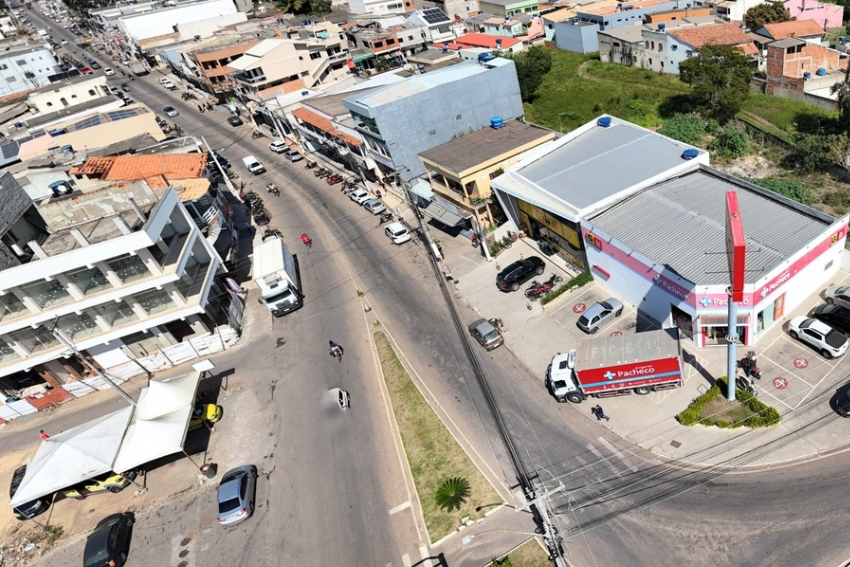 Prefeita Yara Cinthia anuncia obras de recapeamento na Av. Edenites da Silva Viana, uma das principais de SFI