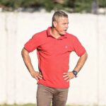 De volta ao futebol profissional, Roxinho anuncia novo técnico