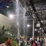 Água vaza pelo teto da Rodoviária Shopping Estrada e causa transtornos para passageiros