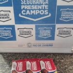 Homem com mais de 20 passagens pela polícia é preso em Campos após furtar barras de chocolate em supermercado