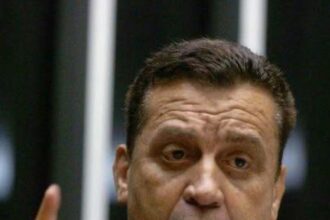 Trajetória política vitoriosa, médico e legados para Campos: quem foi Arnaldo Vianna