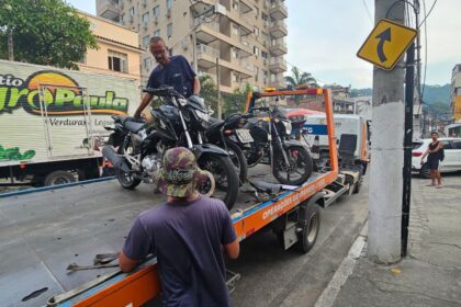 Ação integrada da Prefeitura fiscaliza motos barulhentas em Niterói
