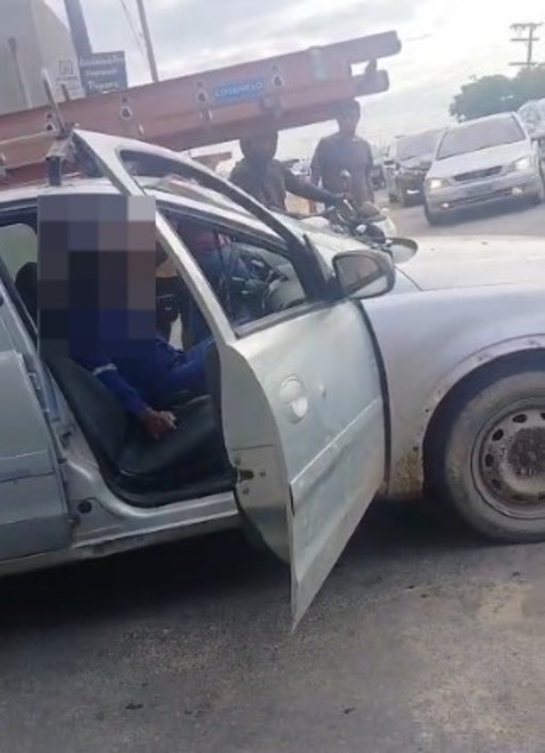 Homem é baleado dentro de carro na BR-101, em Campos, e morre no Hospital Ferreira Machado