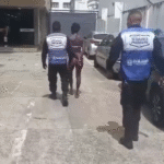 Mulher é presa após esfaquear homem em Campos