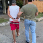 Homem é preso após ameçar a mãe em Campos