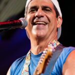 Macaé terá trio elétrico gratuito com Durval Lelys no final de semana