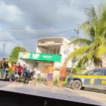 Duas pessoas ficam feridas após queda de moto na BR-101 em Campos