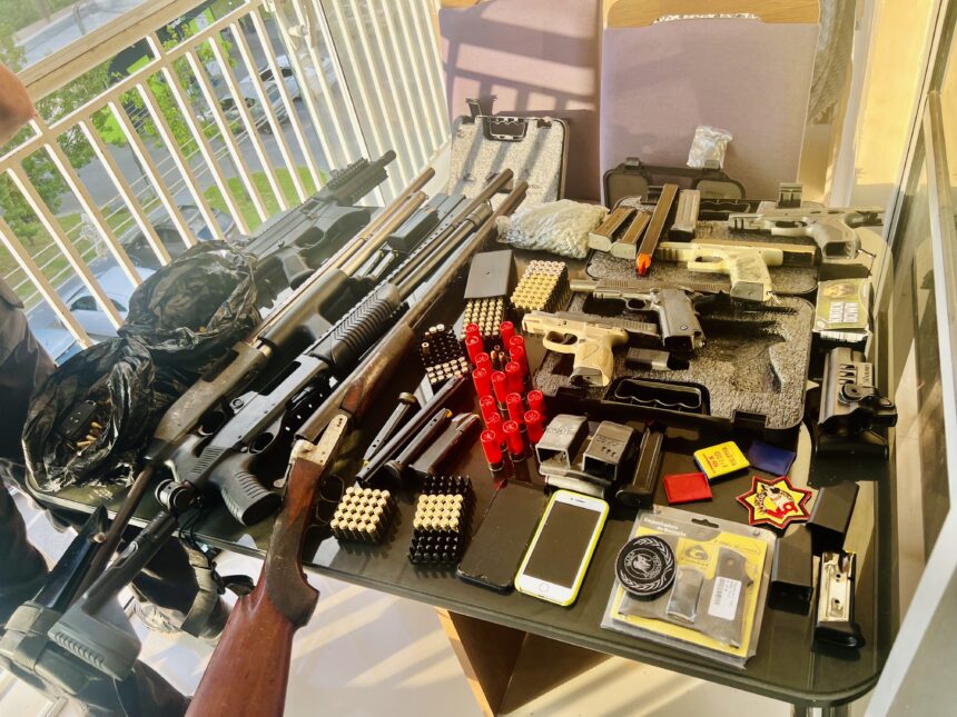 Operação em Campos mira grupo que comercializa armas e munições de forma ilegal