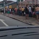 Distribuição de senhas para cadastro do CadÚnico forma grandes filas em Campos