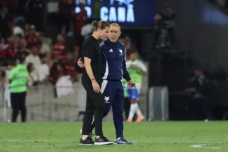 Após demissão de Filipe Luís, Flamengo acerta contratação de novo técnico